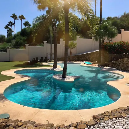 Huge Golf And Mansion 8 Min From Puerto Banus Estepona